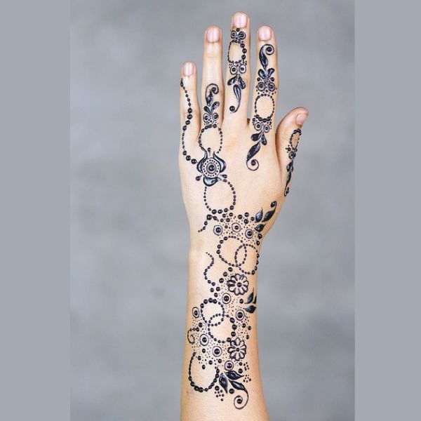  very attractive latest mehandi design back side for wonderful hand decoration and mehndi design 2023 new style simple